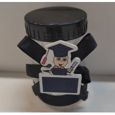 Graduation-themed favor Graduation-themed favor