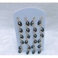 1 Pair Black and gold-toned earrings 1 Pair Black and gold-toned earrings